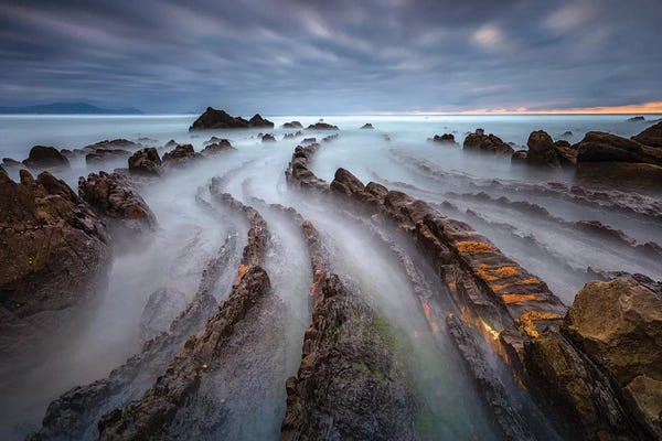 Sergio Lanza: Tail Of The Dragon by Sergio Lanza