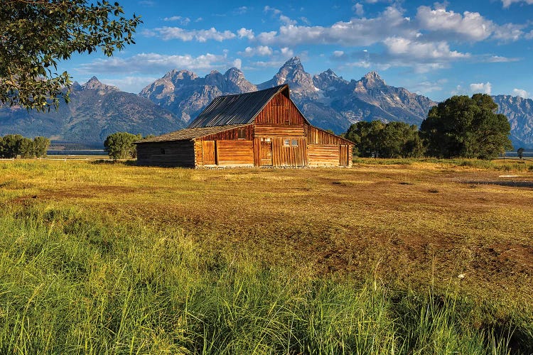 The Barn by Sergio Lanza wall art