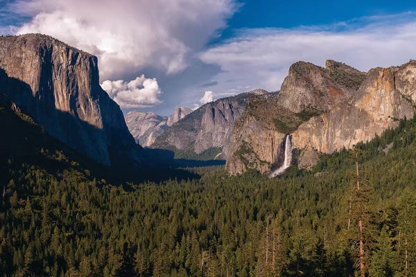 Sergio Lanza: Tunnel View by Sergio Lanza