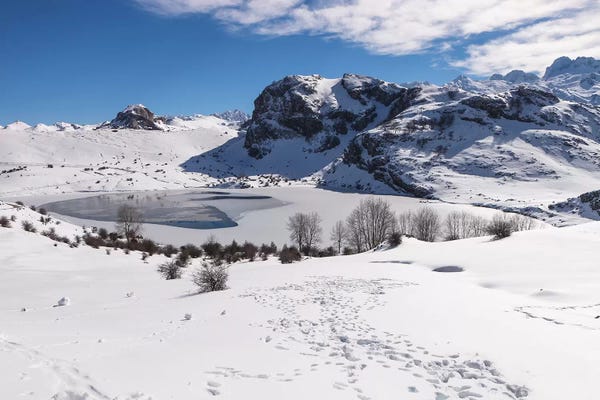 Sergio Lanza: Asturias by Sergio Lanza
