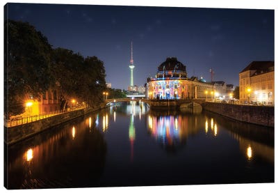 Berlin Festival Of Lights Canvas Art Print - Laura Oppelt