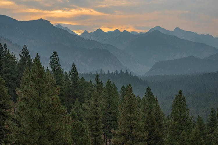 Sunrise Over The Sawtooths Mountains