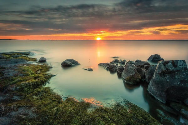 Lake Sunrises & Sunsets: Last Rays by Lauri Lohi
