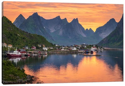 Fisher Village In Norway Canvas Art Print - Lauri Lohi