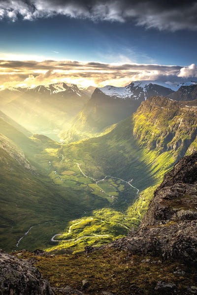 Lauri Lohi: Geiranger Valley by Lauri Lohi