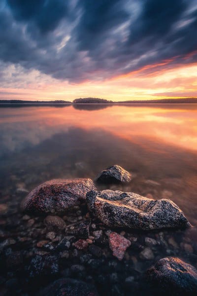 Symmetry by Lauri Lohi canvas print