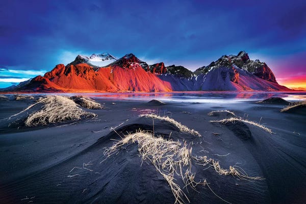 The Srings Side Of Vestrahorn