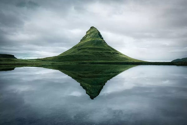 Kirkjufell: Kirkjufell The Meditation Place - by Marco Carmassi