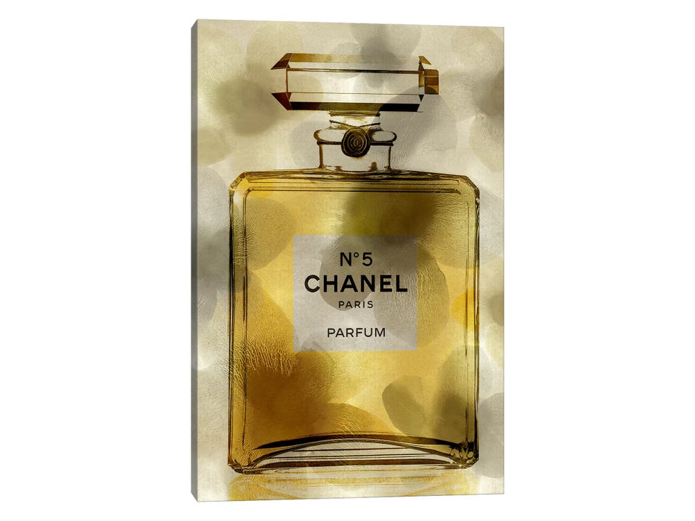 old bottle of chanel no.5 perfume with distressed label Stock