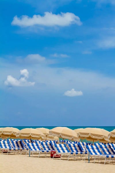 Florida Beaches: Relaxing Beach Scene by Melanie Viola