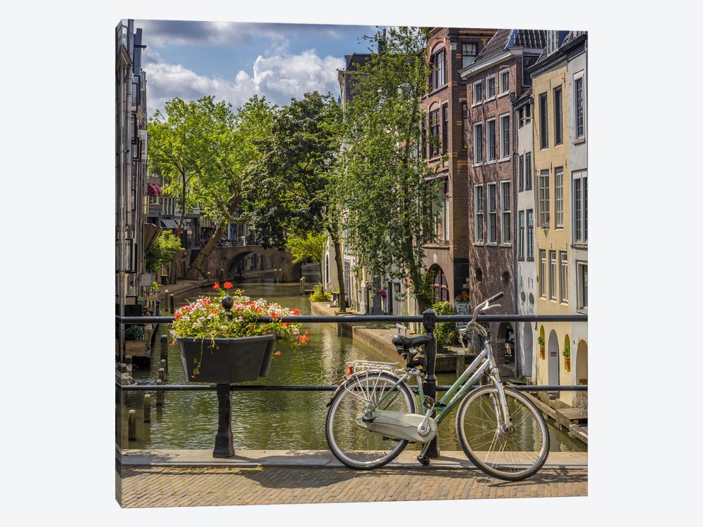 Utrecht Oudegracht With View In Southern Direction by Melanie Viola 1-piece Canvas Wall Art