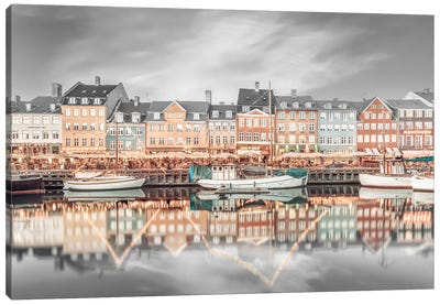 Copenhagen Vintage Nyhavn Idyllic Evening Impression Canvas Art Print - Melanie Viola