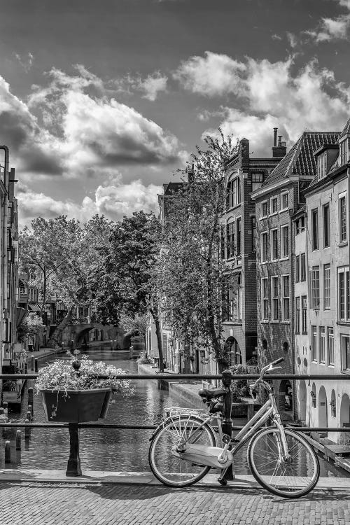 Utrecht Oudegracht With View In Southern Direction - Monochrome