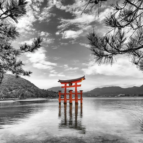 Vermilion Torii Of The Itsukushima Shrine On Miyajima - Colorkey