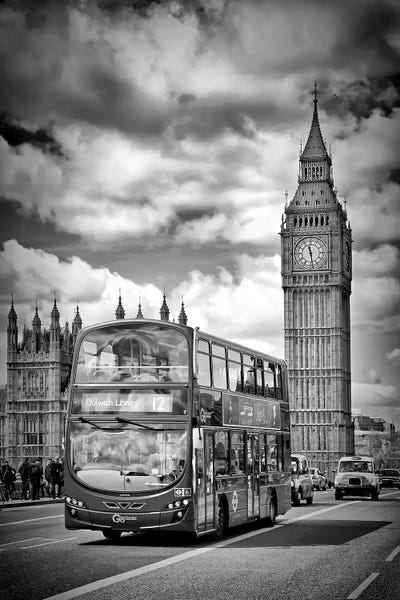 London: London Houses Of Parliament And Traffic by Melanie Viola