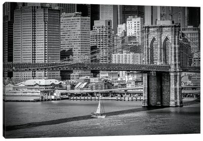 New York City Brooklyn Bridge & Manhattan Skyline Canvas Art Print - Famous Bridges