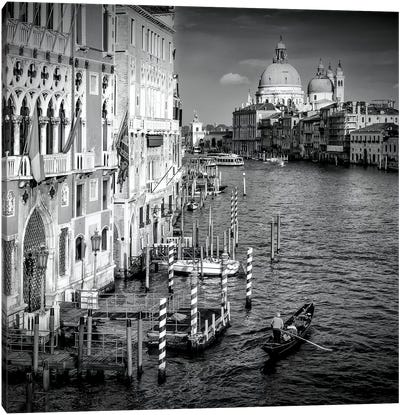 Venice Canal Grande & Santa Maria Della Salute Canvas Art Print - Veneto Art