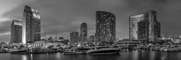 San Diego: San Diego Evening Skyline | Monochrome Panorama by Melanie Viola
