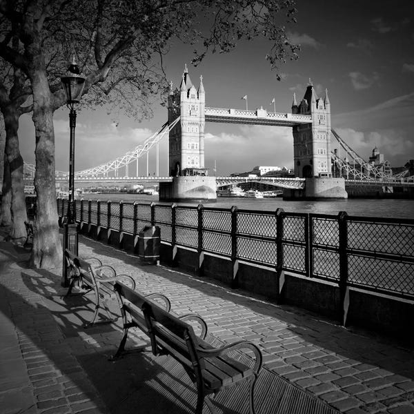 London: London Thames Riverside & Tower Bridge by Melanie Viola