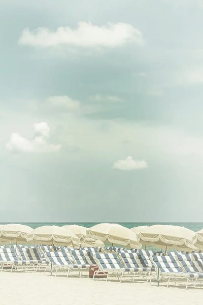Florida: Vintage Beach Scene by Melanie Viola