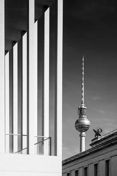 Berlin: Berlin Monochrome Television Tower by Melanie Viola