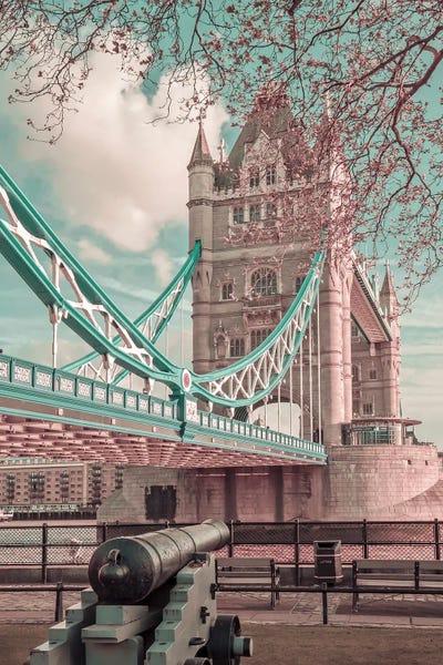 London: London Tower Bridge In Detail | Urban Vintage Style by Melanie Viola