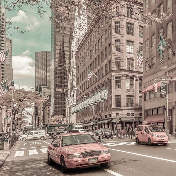 Black & White Cityscapes: Manhattan 5Th Avenue | Urban Vintage Style by Melanie Viola