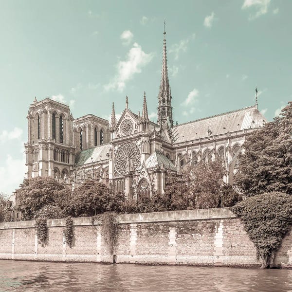 Paris Photography: Paris Notre-Dame | Urban Vintage Style by Melanie Viola
