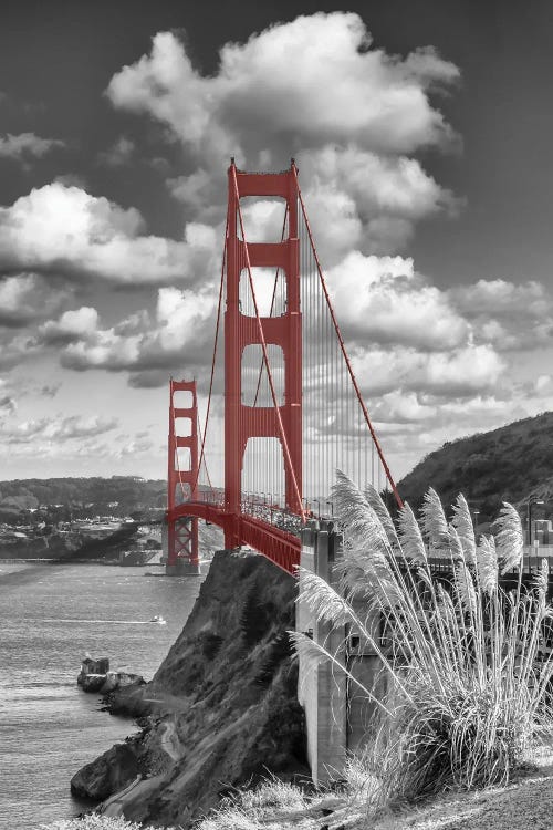 Iconic Golden Gate Bridge | Colorkey