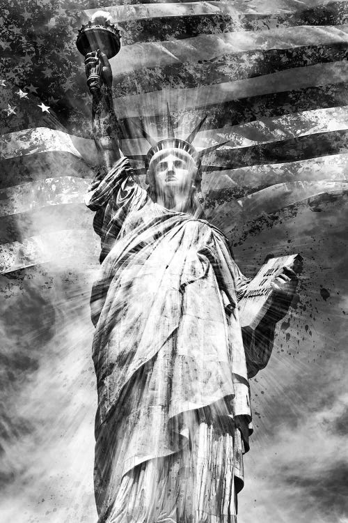 Monochrome Statue Of Liberty