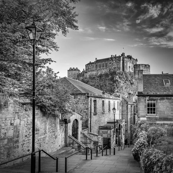 Castles & Palaces: The Vennel In Edinburgh - Monochrome by Melanie Viola