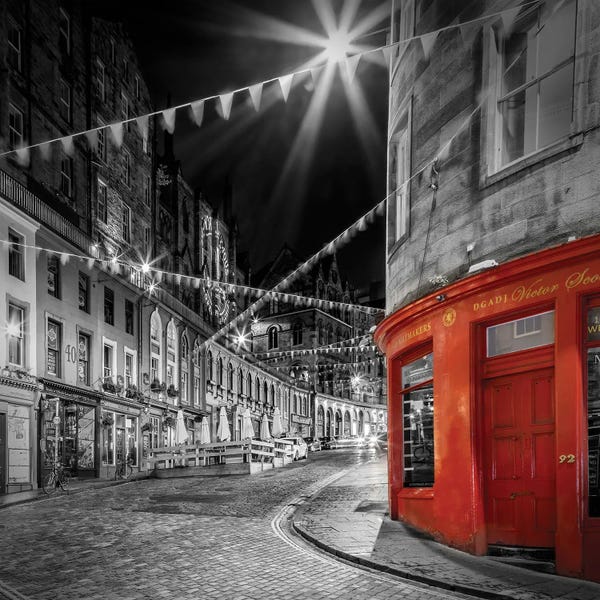 Scotland: Charming Evening Impression At West Bow, Victoria Street - Colorkey by Melanie Viola