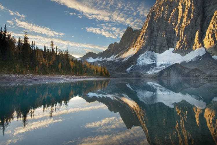 Canada, British Columbia. Sunrise on The Rockwall and Floe Lake, Kootenay National Park.