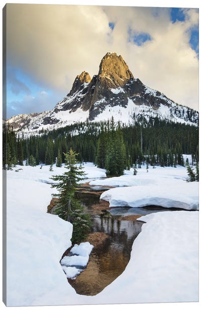 USA, Washington State. Liberty Bell Mountain, Washington Pass, North Cascades. Canvas Art Print