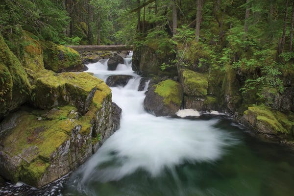 USA, Washington State. Deception Creek, Alpine Lakes Wilderness.