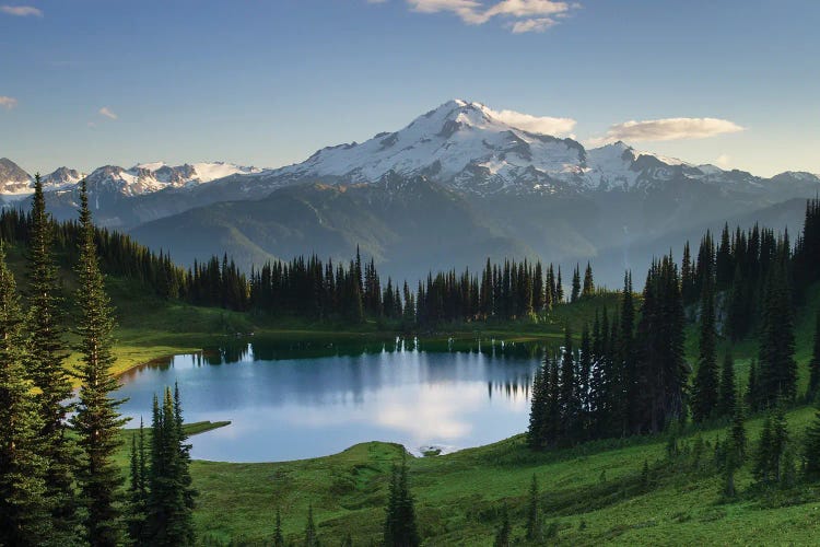 USA, Washington State. Image Lake and Glacier Peak seen from Miner's Ridge, Glacier Peak Wilderness North Cascades