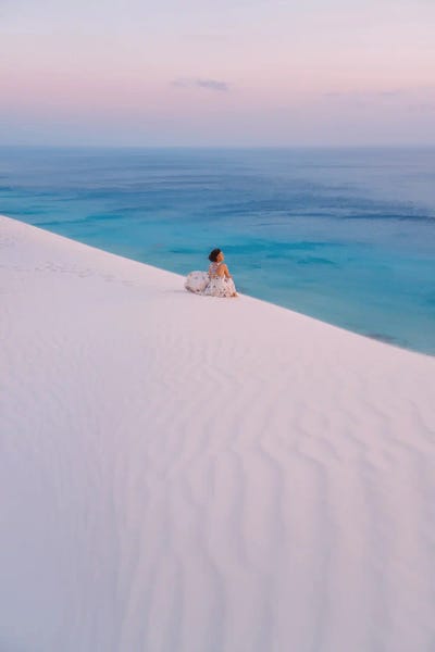 Hyperreal Landscape Photography: The Dunes Of Magic Socotra Island (Side View Mood) by Hobopeeba