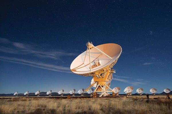 Radio telescopes at an Astronomy Observatory, New Mexico, USA I