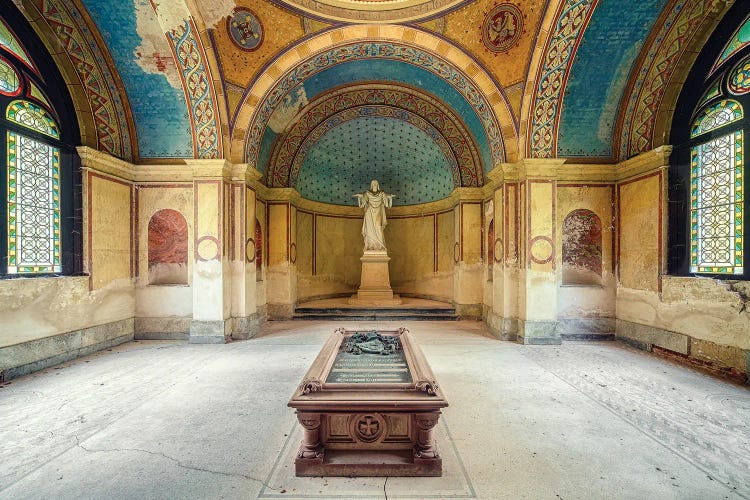 Abandoned Altar