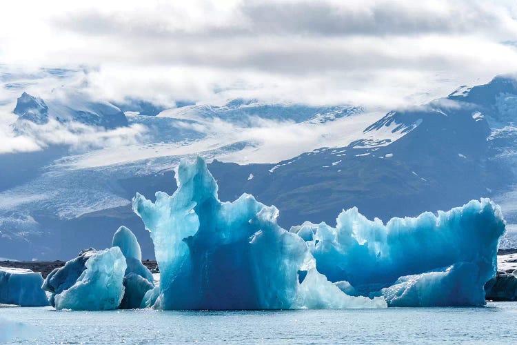 Iceland, Floating Glaciers Form Blue Ice Sculptures In Jokulsarlon, Glacier Lagoon.