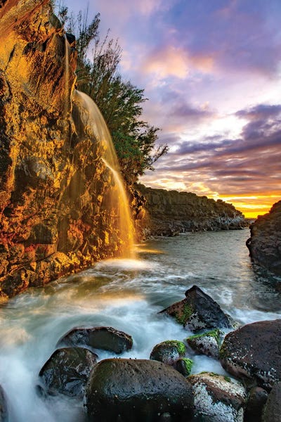 Hyperreal Landscape Photography: Fit For A Queen by Shane Myers