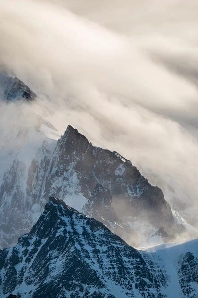 Martin Zwick: Typical storm clouds over the mountains of the Allardyce Range. by Martin Zwick