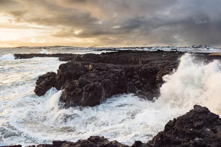 Stormy Winter Sunset, Brimketill Lava Rock Pool, North Atlantic Coast, Reykjanes Peninsula, Iceland