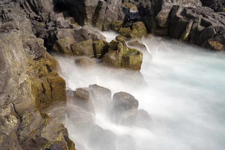 Coastal landscape at Brimketill, Reykjanes peninsula. Northern Iceland