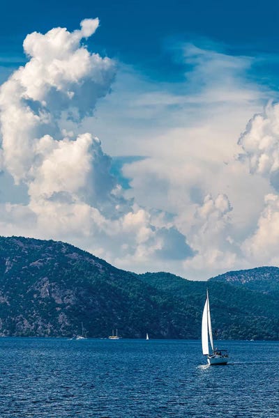 Yachts: Blue World by Nejdet Duzen