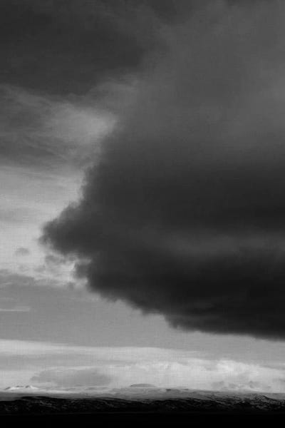 Orara Studio: Minimalist Landscape by Orara Studio