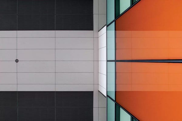 Minimalist Photography: Walk The Line by Henk van Maastricht