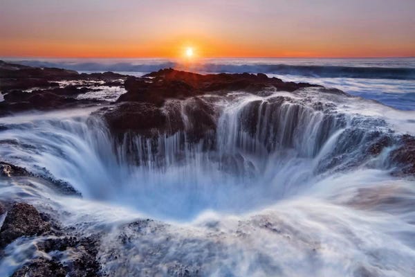 Oregon: Thor's Well, Cape Perpetua, Siuslaw National Forest, Lincoln County, Oregon, USA by Miles Morgan