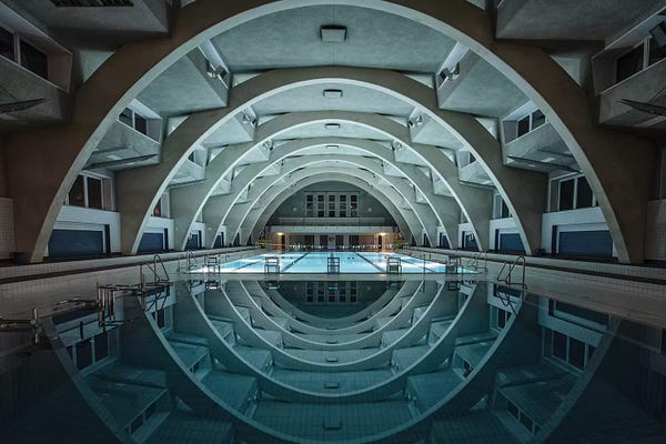 Arches: Swimming @ Night by Renate Reichert