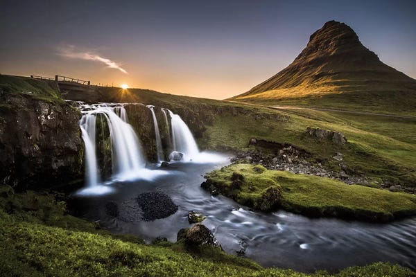 Iceland: Fairy-Tale Country by Andreas Wonisch